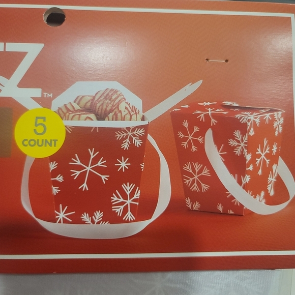 🦃🦃NEW SPRITZ Red/White Snowflakes 15 Count Gift Takeout Boxes for cookies. - Picture 5 of 8